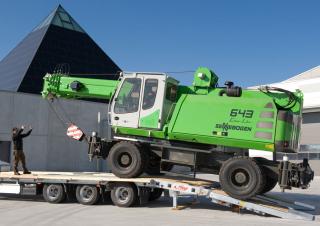 Grues mobiles  télescopiques Sennebogen 643E