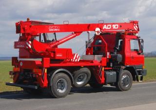 Grues télescopiques  monté sur camion CKD Mobilni Jeraby AD 10