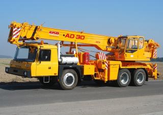 Grues télescopiques  monté sur camion CKD Mobilni Jeraby AD 30