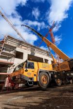 Grues tous-terrains Tadano ATF 220G-5 