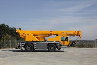 Grues tous-terrains Liebherr LTM 1040-2.1 