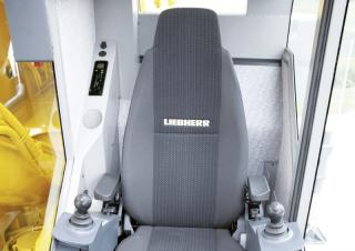 Grues tous-terrains Liebherr LTM 1040-2.1 