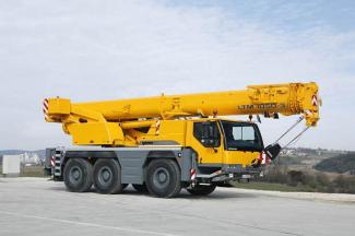 その他 LIEBHERR LTM1050-3.1 Liebherr LTM 1050-3.1 Fiches techniques & données techniques (2008