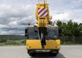 Grues tous-terrains Liebherr LTM 1070-4.2 