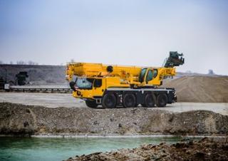 Grues tous-terrains Liebherr LTM 1090-4.2 