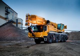 Grues tous-terrains Liebherr LTM 1090-4.2 