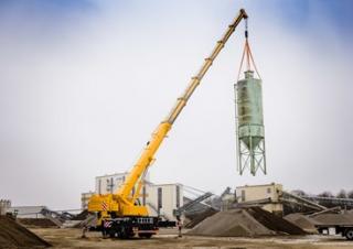 Grues tous-terrains Liebherr LTM 1090-4.2 