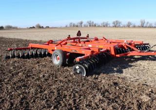 Herse à disques en zinc Kuhn Krause 7305-24W