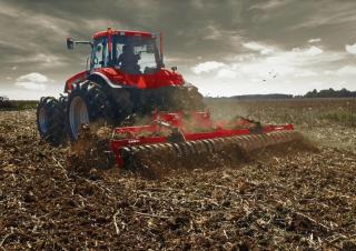 Herse à disques en zinc Case IH Speed-Tiller 465 18