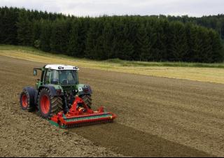Herses rotatives Kverneland NG-M 251