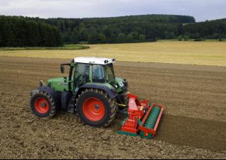 Herses rotatives Kverneland NG-M 251