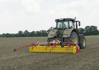 Herses rotatives Pöttinger Lion 403 C