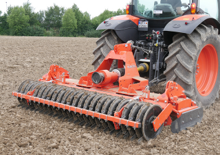Herses rotatives Kubota PH2351