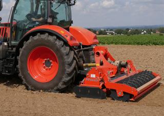 Herses rotatives Kubota PH3301