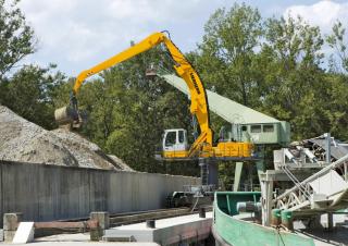 Manipulateurs de matériaux Liebherr ER 944 C High Rise Litronic