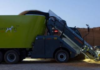Technologie d'alimentation Mélangeurs alimentaire Auto-propulsé Storti Dobermann SW EVO 330GP
