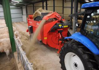 Technologie d'alimentation Mélangeurs alimentaire Kuhn Primor 5570 M
