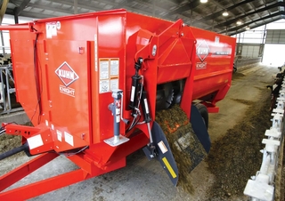 Technologie d'alimentation Mélangeurs alimentaire Kuhn RA 130