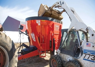 Technologie d'alimentation Mélangeurs alimentaire Kuhn VS 135