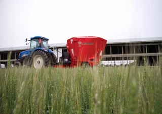 Technologie d'alimentation Mélangeurs alimentaire Kuhn VSL 242