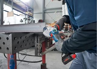 Outils électriques sans fil Meuleuses sans fil Meuleuses d'angle sans fil Bosch GWS 18V-10 SC