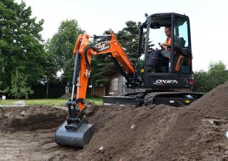 Mini Pelles Doosan DX27Z-7