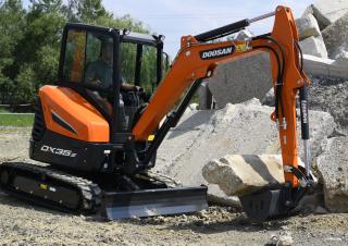 Mini Pelles Develon DX35Z-7
