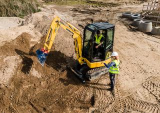 Mini Pelles Komatsu PC26MR-5