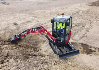 Mini Pelles Yanmar SV22 