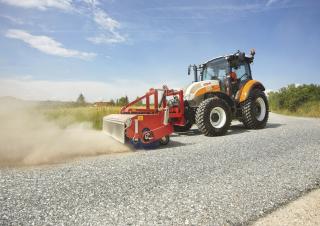 Tracteurs 4WD Steyr 4115 Kompakt Basis
