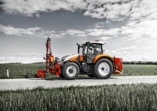 Véhicule Tracteurs municipaux Steyr 4135 Profi CVT Basis