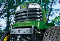 Véhicule Tracteurs municipaux John Deere X 740