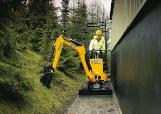 Mini Pelles JCB 8008