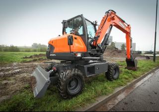 Excavatrice sur pneus Doosan DX57W-5