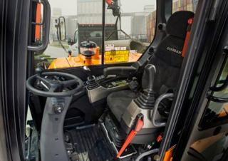 Excavatrice sur pneus Doosan DX57W-5