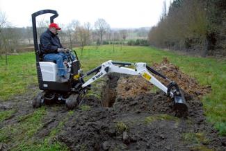 Mini Pelles Bobcat E08