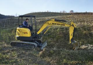 Mini Pelles New Holland E37C