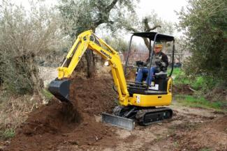 Mini Pelles Komatsu PC16R-3