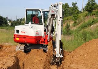 Mini Pelles Takeuchi TB 260