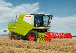 Moissonneuse-batteuses Claas Avero 160