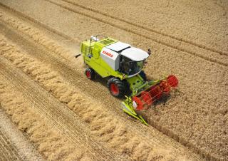 Moissonneuse-batteuses Claas Avero 160