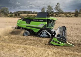 Moissonneuse-batteuses DEUTZ-FAHR C 9206 TSB