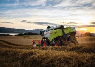 Moissonneuse-batteuses Claas Evion 430 Maxi    