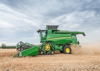Moissonneuse-batteuses John Deere T670 HM 