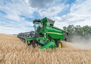 Moissonneuse-batteuses John Deere T670 