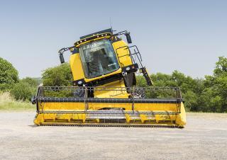 Moissonneuse-batteuses New Holland TC5.70 SCR