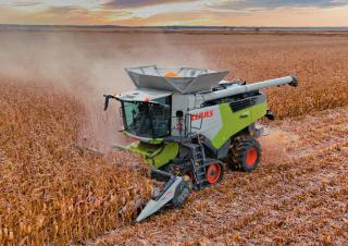 Moissonneuse-batteuses Claas Trion 740 Terra Trac