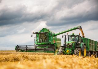 Moissonneuse-batteuses John Deere W 550 i