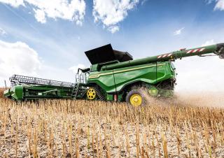 Moissonneuse-batteuses John Deere X9 1100  