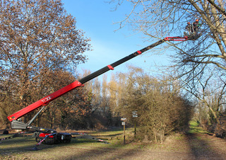 Nacelles à bras articulés Nacelles à bras articulés sur chenilles Hinowa TeleCrawler 22N